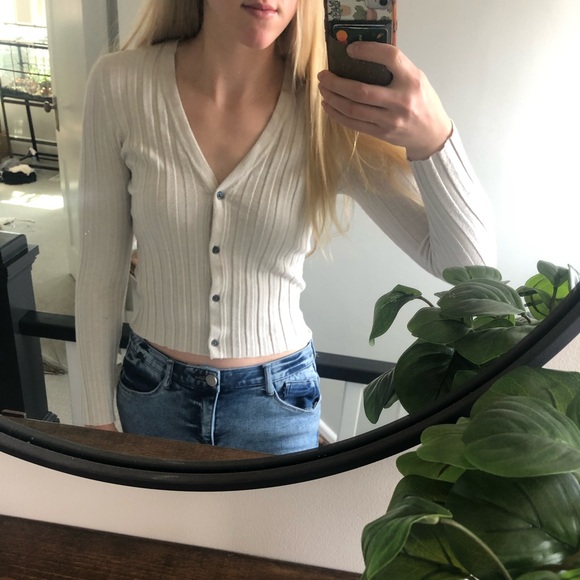 American Eagle Outfitters Sweaters - American Eagle long sleeve sweater stretchy button down cardigan